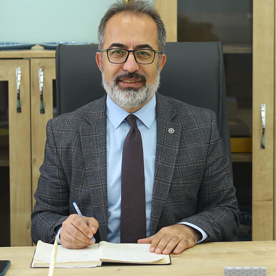 İlkokul Uzman Sınıf Öğretmenliği Modeli Üzerine