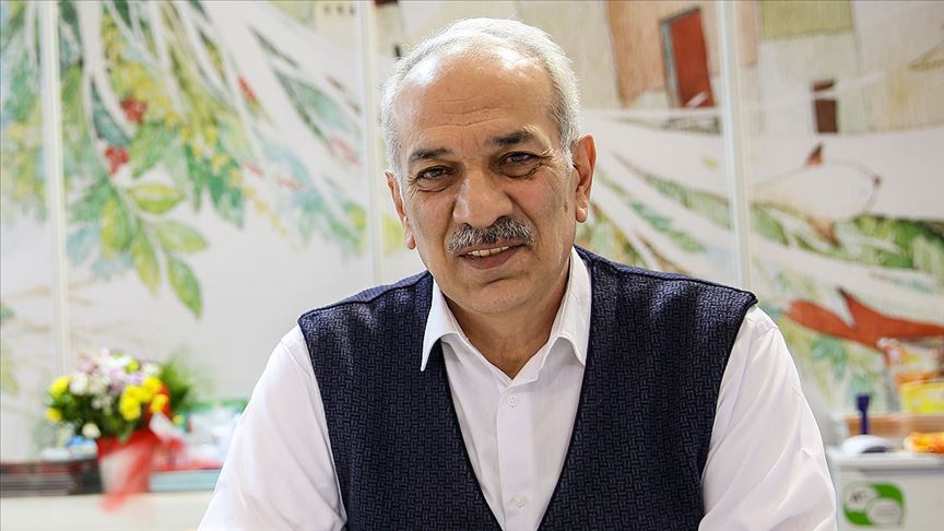 BİR ŞİİRSİN ÖĞRETMENİM
