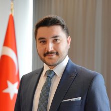 Öğrenme, öğretmen anlatırken değil, sustuğunda başlar.