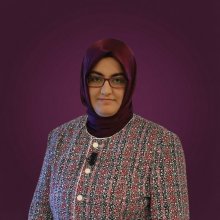 Bu Yaz Özgeçmişleri Değil, Karakterleri Büyütelim